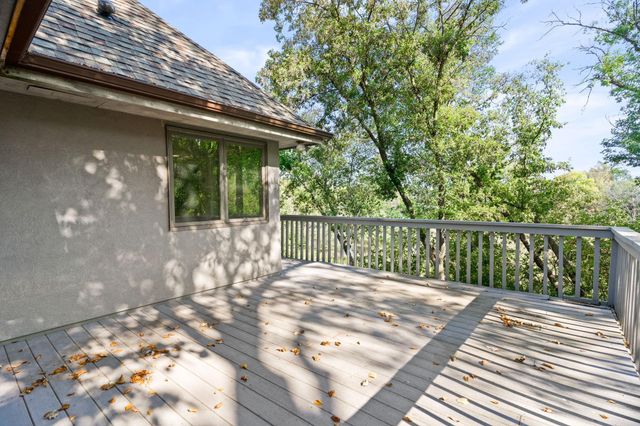 11808 Tapestry Lane, Hopkins, MN 55305