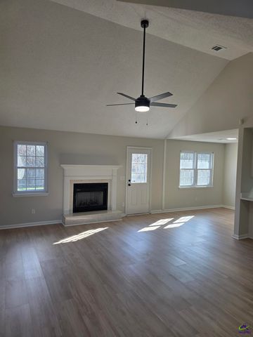 217 Butten Drive, Bonaire, GA 31005