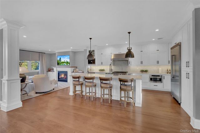 99 Parkside Drive, Point Lookout, NY 11569