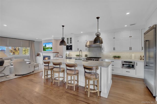 99 Parkside Drive, Point Lookout, NY 11569