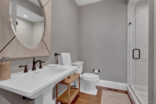 99 Parkside Drive, Point Lookout, NY 11569