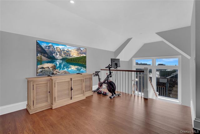 99 Parkside Drive, Point Lookout, NY 11569