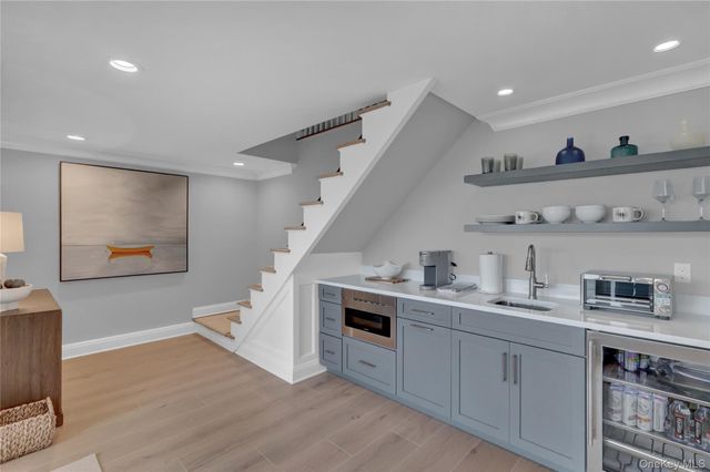 99 Parkside Drive, Point Lookout, NY 11569