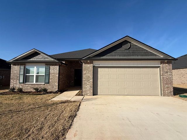 1177 Sunflower Lane, Newcastle, OK 73065