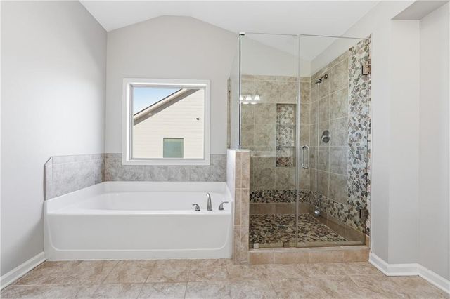 1440A Waverly Glen Drive, Alpharetta, GA 30004