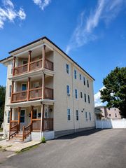 221 West Harvard St 3, Brockton, MA 02301