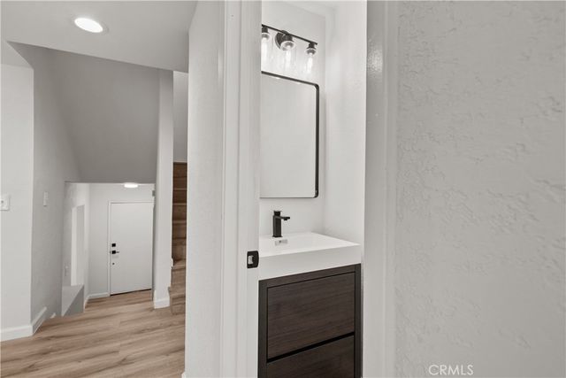14500 Van Nuys 29, Panorama City, CA 91402