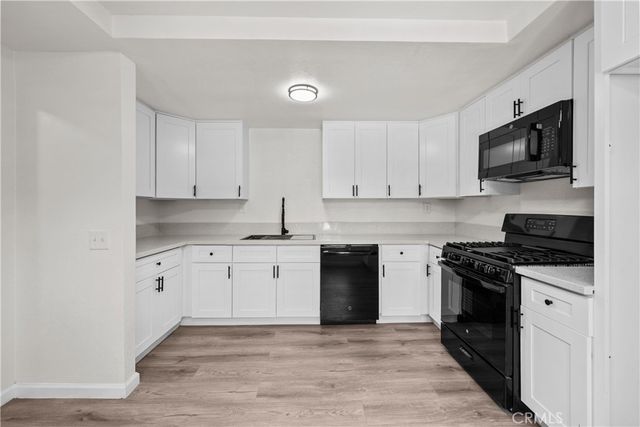14500 Van Nuys 29, Panorama City, CA 91402