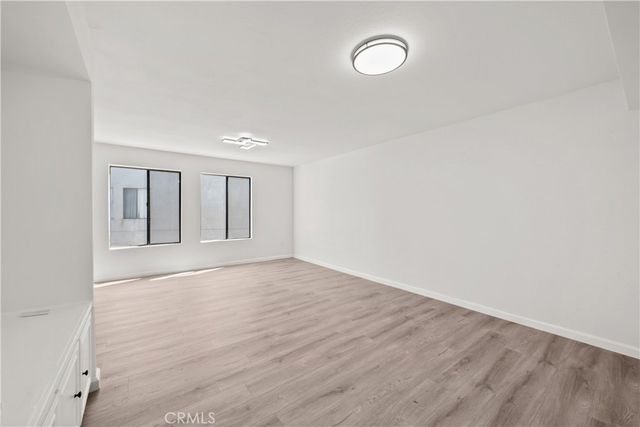 14500 Van Nuys 29, Panorama City, CA 91402