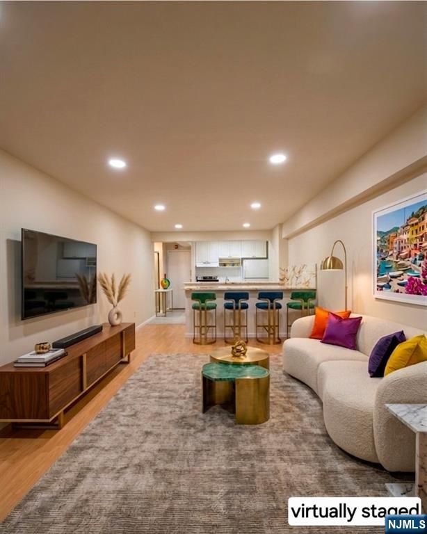 333 Grand Avenue 3M, Palisades Park, NJ 07650