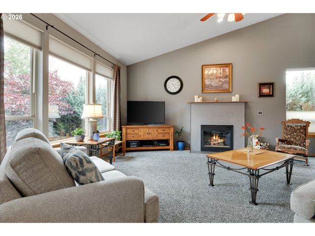 40442 Therese St, Sandy, OR 97055