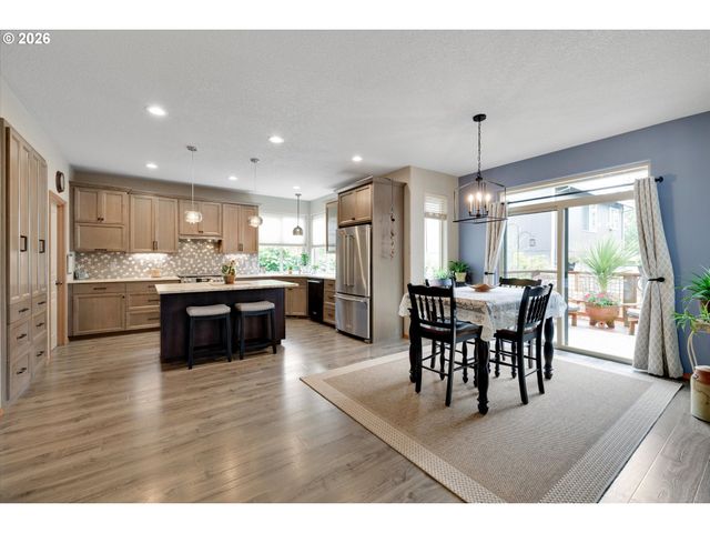 40442 Therese St, Sandy, OR 97055