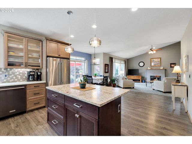 40442 Therese St, Sandy, OR 97055