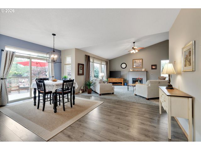 40442 Therese St, Sandy, OR 97055