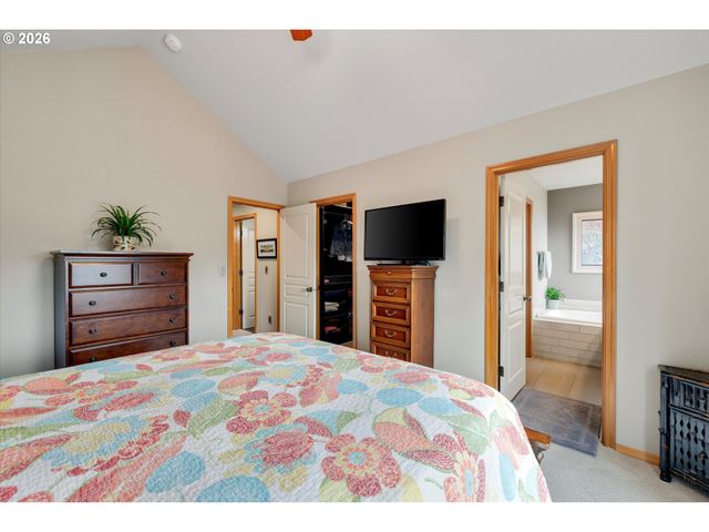 40442 Therese St, Sandy, OR 97055