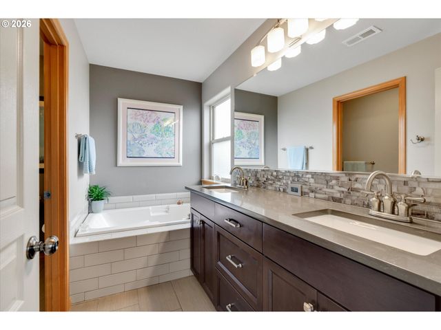 40442 Therese St, Sandy, OR 97055