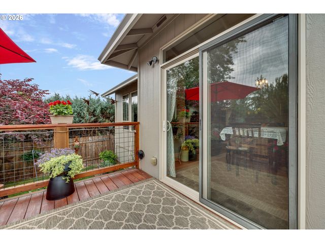 40442 Therese St, Sandy, OR 97055