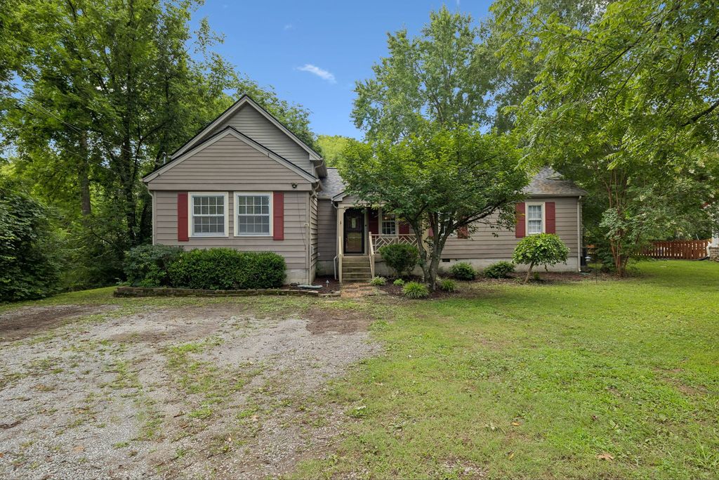 1804 Mars St, La Vergne, TN 37086