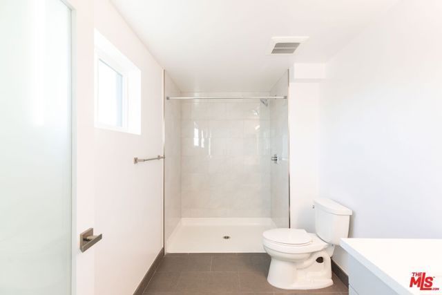 843 Wilcox Avenue 401, Los Angeles, CA 90038