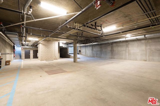 843 Wilcox Avenue 401, Los Angeles, CA 90038