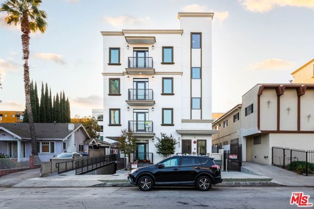 843 Wilcox Avenue 401, Los Angeles, CA 90038