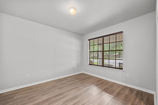 448 Tobin DR, Buda, TX 78610