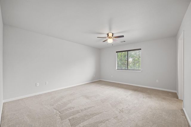 448 Tobin DR, Buda, TX 78610