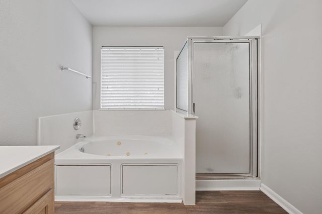 448 Tobin DR, Buda, TX 78610