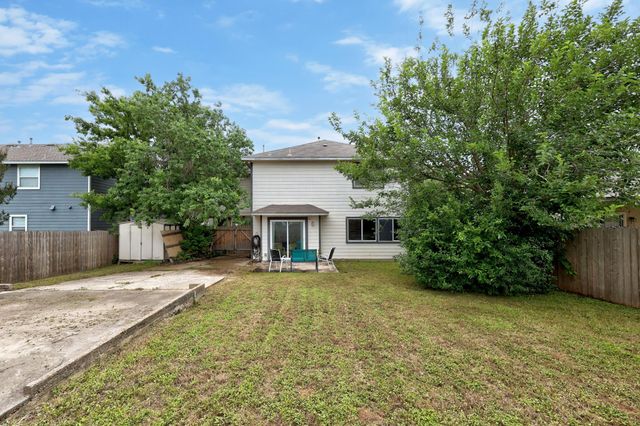 448 Tobin DR, Buda, TX 78610
