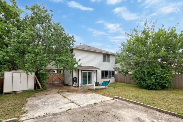448 Tobin DR, Buda, TX 78610