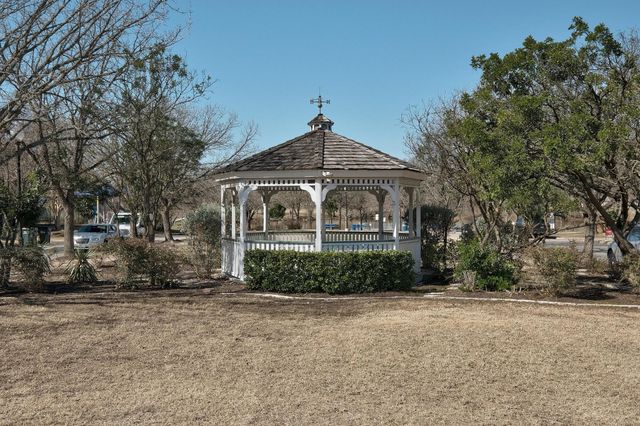 448 Tobin DR, Buda, TX 78610