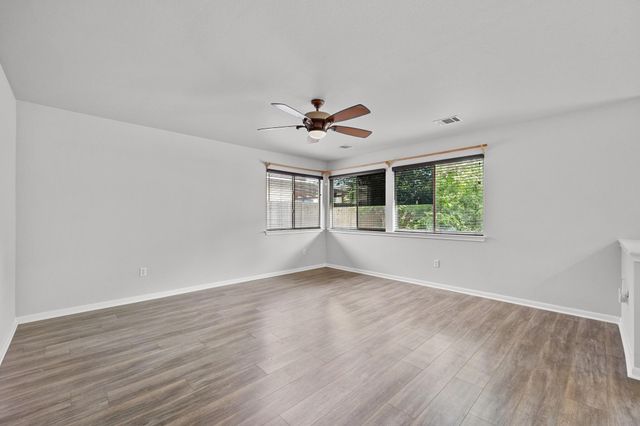 448 Tobin DR, Buda, TX 78610