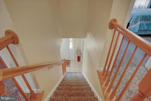 427 BRADLEY LN, Shippensburg, PA 17257