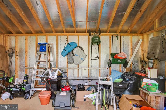 427 BRADLEY LN, Shippensburg, PA 17257
