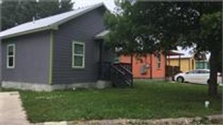 1017 Fir LN, Lockhart, TX 78644