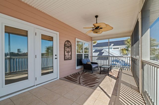 125 Smugglers Cove Court, Panama City Beach, FL 32413