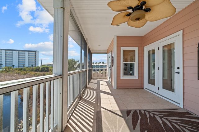 125 Smugglers Cove Court, Panama City Beach, FL 32413