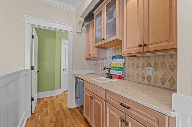 125 Smugglers Cove Court, Panama City Beach, FL 32413