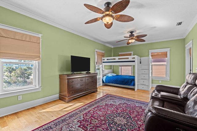 125 Smugglers Cove Court, Panama City Beach, FL 32413