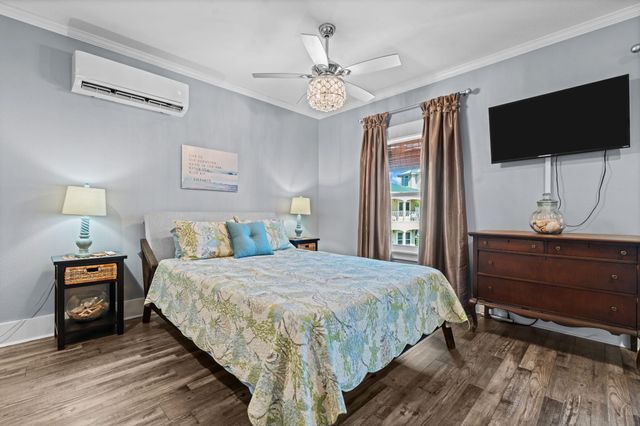 125 Smugglers Cove Court, Panama City Beach, FL 32413