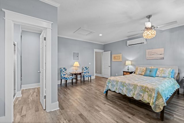 125 Smugglers Cove Court, Panama City Beach, FL 32413