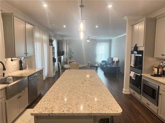 4692 Cooling Water SW Circle, Powder Springs, GA 30127