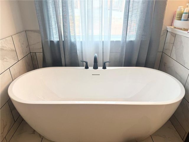 4692 Cooling Water SW Circle, Powder Springs, GA 30127