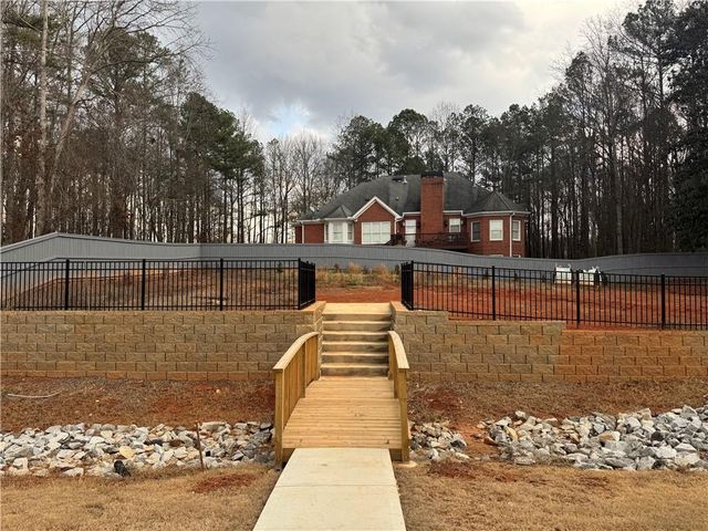 4692 Cooling Water Circle SW, Powder Springs, GA 30127