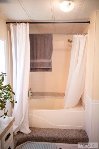 405 Violet Street, Rexburg, ID 83440