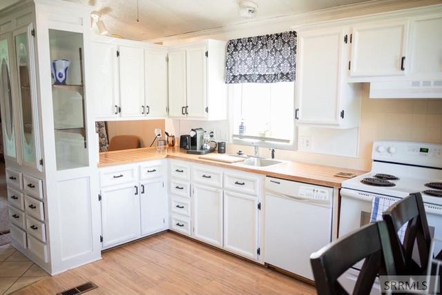 405 Violet Street, Rexburg, ID 83440