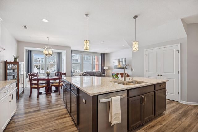 5573 Yucca Lane N, Plymouth, MN 55446