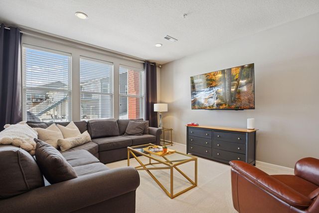 5573 Yucca Lane N, Plymouth, MN 55446