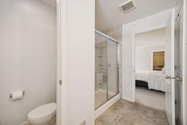 5573 Yucca Lane N, Plymouth, MN 55446