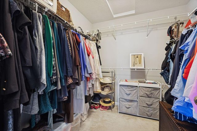 5573 Yucca Lane N, Plymouth, MN 55446